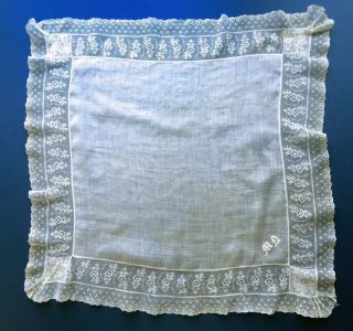 A Victorian Large Bobbin Lace Handkerchief - Beveren?