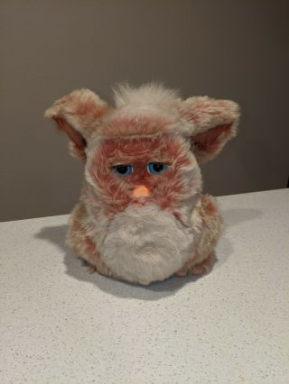 Hasbro 2005 Furby Rare Pink/white With Blue Eyes 59294