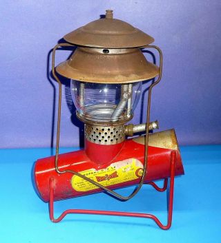 Vintage Bernz - O - Matic Red Propane Gas Lantern For Camping