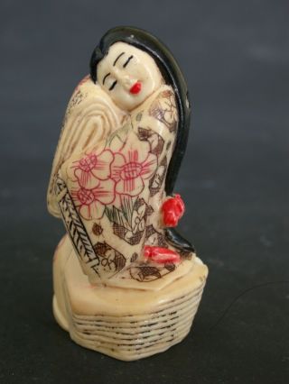 Japanese Ivory Colored Bone Netsuke - A Genji Noble Geisha Lady