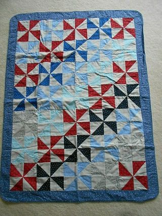 Vintage Baby Quilt Patriotic Colors Pinwheel Red White Blues Flannel Back Vgucon