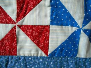 Vintage Baby Quilt Patriotic Colors Pinwheel Red White Blues Flannel Back VGUCon 2