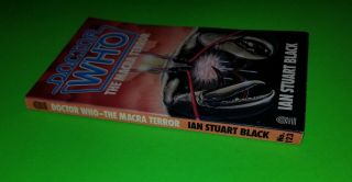 Doctor Who - The Macra Terror No.  123 - Ian Stuart Black - Rare 1987 Paperback 3