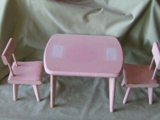 Vintage Vogue Ginny Doll Pink Furniture Table & 2 Chairs