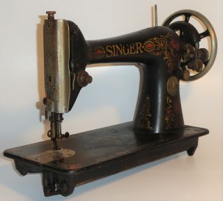 Antique 1911 Singer Manufacturing Red Eye Model 66 Treadle Sewing Machine Head 2