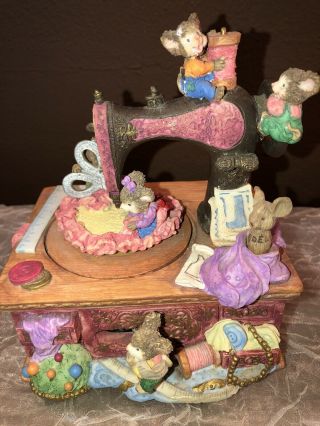 Music Box W/ Motion Plays " Tea For Two " Mice Sewing Antique Sewing Machine