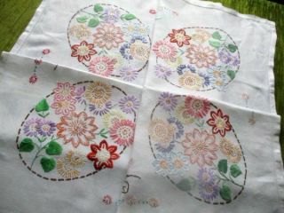 VINTAGE TABLECLOTH - HAND EMBROIDERED with FLOWERS 3