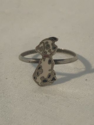 EXTREMELY RARE EARLY 1960 ' s ENAMEL OVER SILVER 101 DALMATIANS RING SIZE 7 2