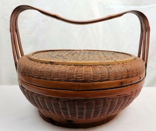 Wow A Bamboo Handle With A Purpose On This Large Chinese Woven Wicker Basket