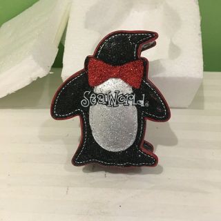 Rare Seaworld Sea World Penguin Porcelain Trinket Jewelry Box