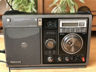 Rare Vintage Transistor Radio National RF - B300 FM/AM/SW Radio 3