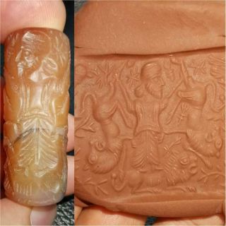 Lovely Antique Agate Stone Intaglio King With 2 Lions Stone Bead 37
