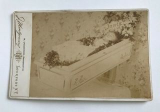 Antique Post Mortem Cabinet Card Child In Coffin - Lockport,  Ny 1880s