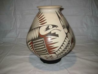 Rare Vintage Signed Oscar Quezada Mata Ortiz Pottery Vase