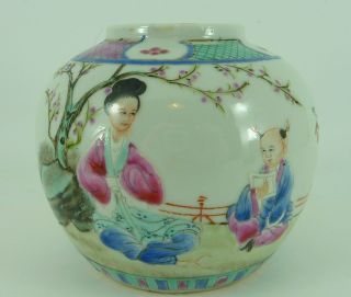 3.  5 " Antique Chinese Porcelain Jar Vase Figures Famille Rose Qing Early Republic