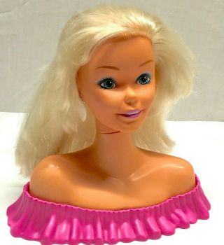 Vintage 1988 Arco Mattel Barbie Hair Styling Head With Earrings