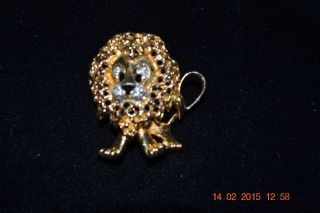 Rare Vintage Signed Jomaz Figural Lion Brooch Pin Gold Tone Rhinestone Face