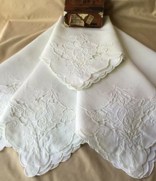 Set Of 5 Vtg Antique Madeira Cutwork Embroidery Lace Linen Dinner Napkins