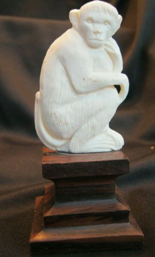 Gorgeous Hand Carved Statue Of A Monkey / Ape Carved In Buffalo Bone & Wood