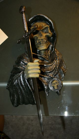 Rare Grim Reaper Statue With Sword - Halloween Wall Hanging Mount Great Deal
