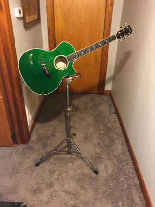 Gracie Performer Walk Up Guitar Stand - Acoustic Rare
