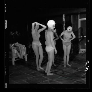 Bunny Yeager 1960s Pin - Up Camera Negative Photograph Topless Bathing Beauties NR 2