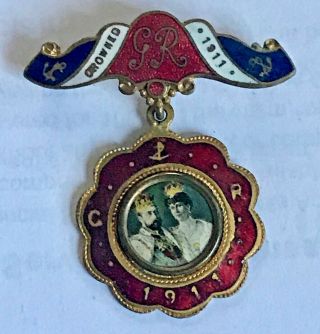 Rare Vintage King George V Queen Mary Crowned Coronation Enamel Medal 1911