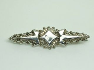 Gorgeous Antique Victorian 1900 English Sterling Silver Striking Design Brooch