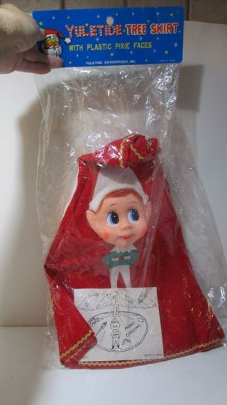 Retro Christmas Tree Skirt With Large Head Elf Plastic Face Felt 1960 