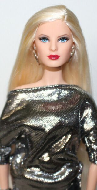 2010 Barbie Doll Basics Coll 2.  1 No.  14 Rare 116 Platinum
