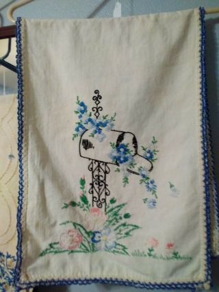 Vintage Table Runner White W Blue Embroidered Mailbox 34 " X 12 " 88