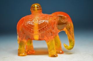 Gum Collectible China Handwork Carved Elephant Unique Snuff Bottle
