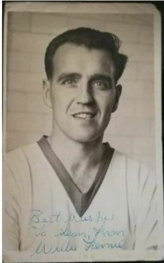 Rare Willie Fernie Middlesbrough Fc Autographed Postcard & Played For Celtic Fc