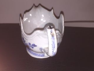 STUNNING ANTIQUE EARLY 19th CENTURY CHINESE PORCELAIN SAUCE BOAT 2