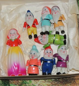 Rare - Vintage Plastic Snow White & 7 Disney Dwarfs/jointed Arms/ornament Type