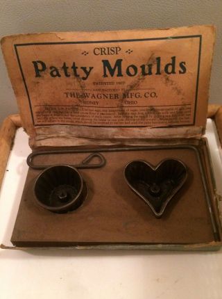 Wagner Patty Moulds Cast Iron W / Box Antique Pat.  1907 Made In Usa