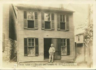 Marc Twain By His Childhood Home Hannibal Missouri Antique Photo