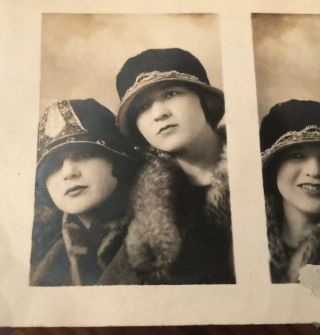 Antique Photo Circa 20’s Flappers Gatsby Girls Rocking Cloche Hats X 3 Strip