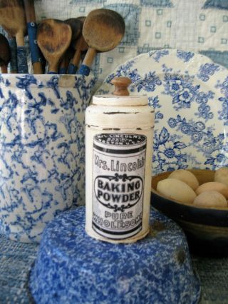Early Antique Pantry Tin Mrs.  Lincoln 