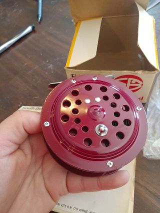 Vintage South Bend Finalist Fly Reel 1122 Likely 3