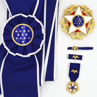 Us U.  S.  Medal Order Presidential Medal Of Freedom With Distinction,  Full Set,  Rare