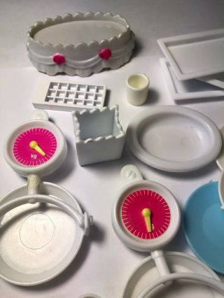 Barbie Size Assorted Dishes Food Pots Plates Cups Kitchen Dollhouse 1/6 Scale 3