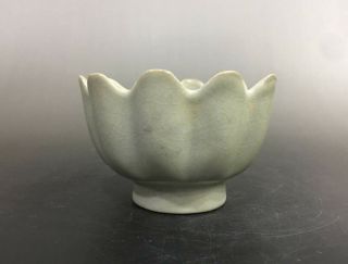 A fine Chinese Ru kiln porcelain laciness bowl 2