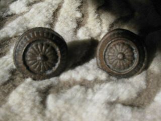 18 Heavy Rustic Iron Antique Cabinet Knobs,  Pulls Approx.  1.  75  Diameter