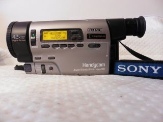 RARE Sony CCD - TR3100E PAL Handycam Camcorder Hi8 Video8 8mm Video Camera, 2