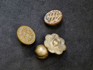 GROUP OF 3 ANTIQUE CHINESE QING DYNASTY BRONZE IMPERIAL ROBE BUTTONS 2