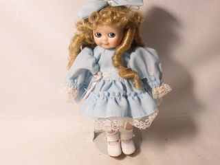 Vintage Collectible Victoria Impex Porcelain Doll Lynn