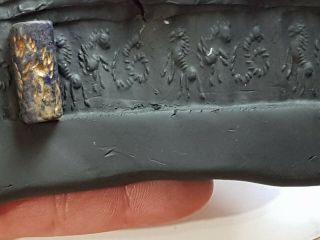 Extremely Rare Intact Ancient Cylinder Seal Lapis Lazulli Intaglio.  7,  3 Gr.  25 Mm