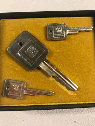 Vintage Rochester Products General Motors Gm Tie Tack And Cufflinks