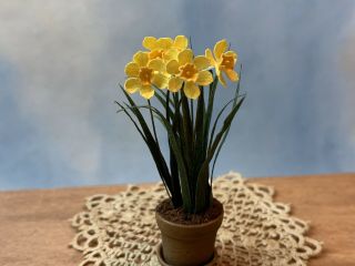 Vintage Miniature Dollhouse Artisan Garden Potted Daffodils Yellow Hand Crafted